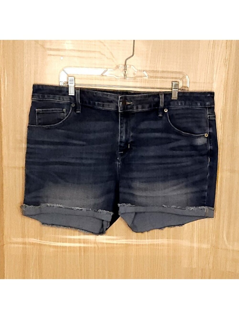 Ava & Viv Womens Plus Denim Frey Hem Cuff Denim Shorts 18W